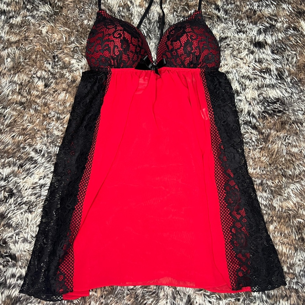Red black bustier